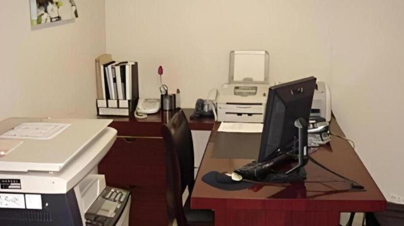 هتل Greentree Inn Bengbu Huaihe Walking Street
