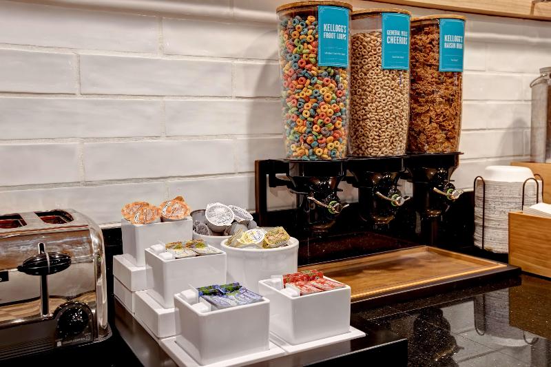 فندق Hampton Inn Dekalb, Il