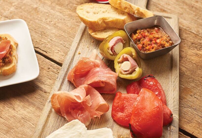 هتل Hyatt Place Grand Rapids South