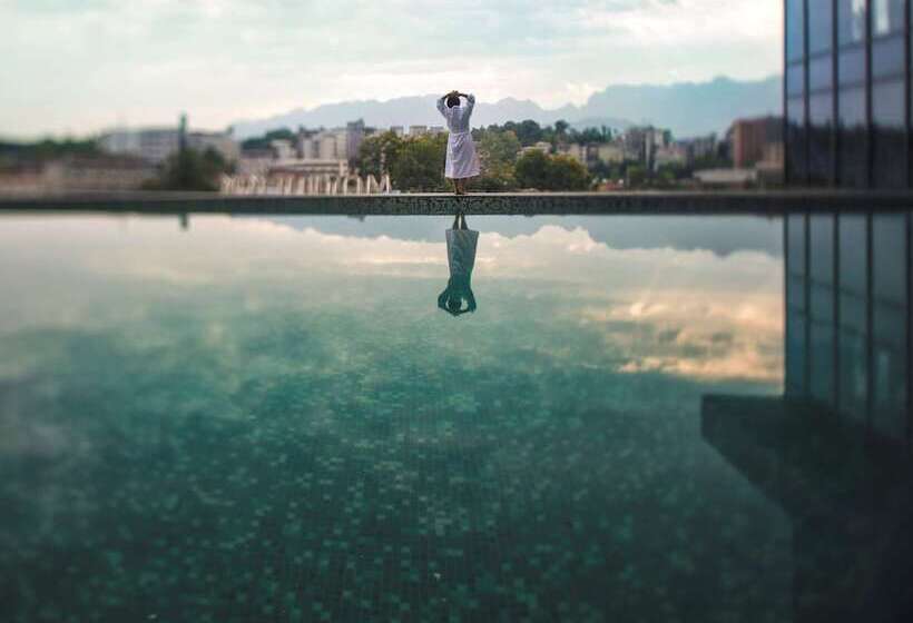 هتل Movenpick  Enshi