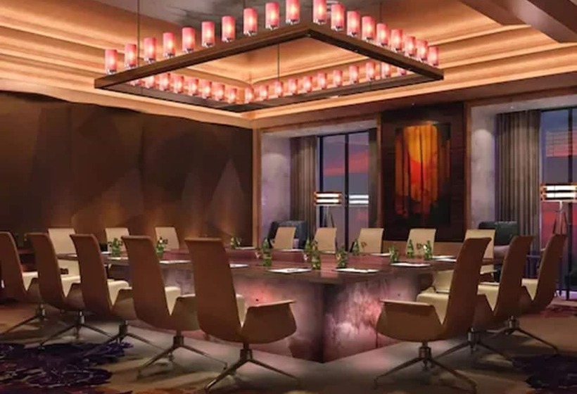 هتل Movenpick  Enshi
