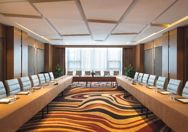 هتل Movenpick  Enshi