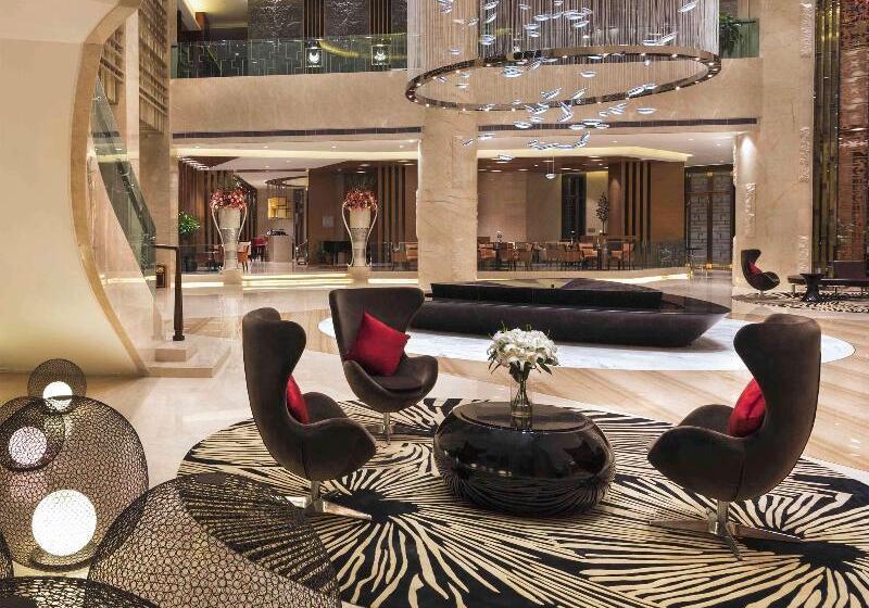 هتل Movenpick  Enshi