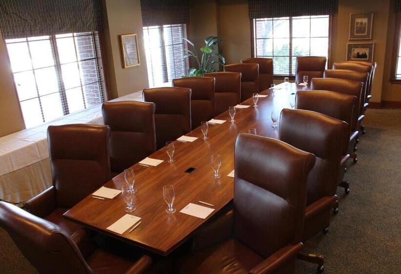 فندق The Glen Club