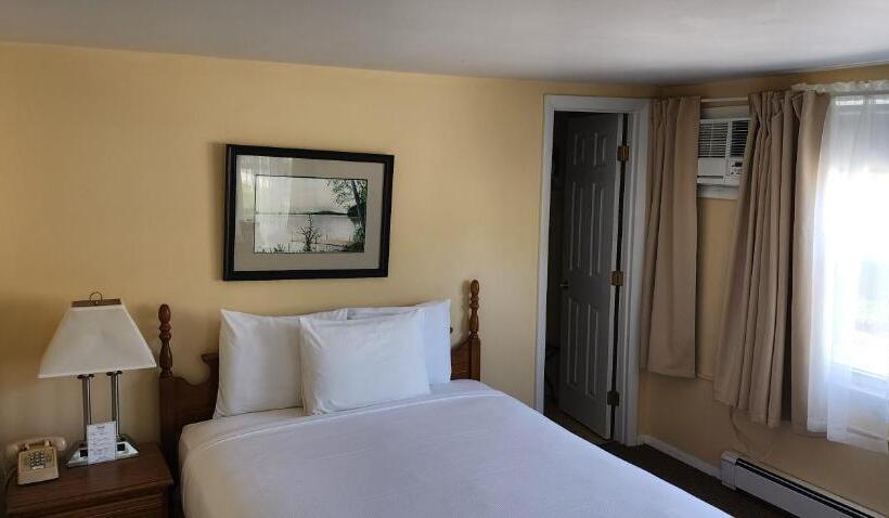 فندق Wilson Lake Inn