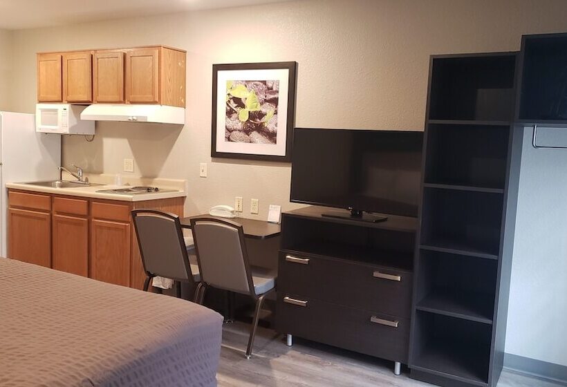 هتل Woodspring Suites Kansas City Lenexa