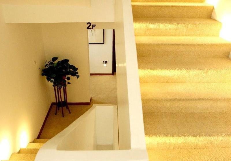 בית מלון כפרי Xi