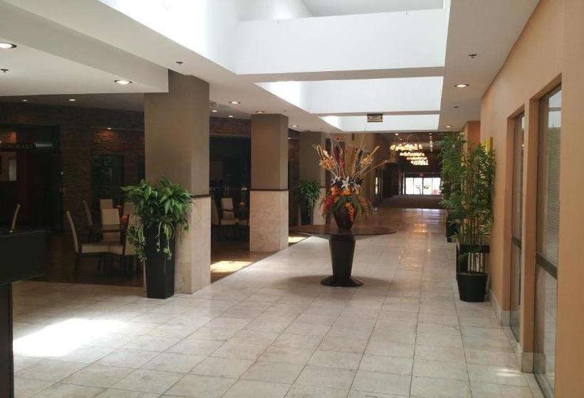هتل Windemere  & Conference Center