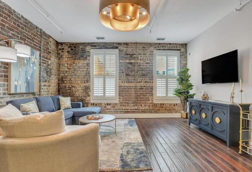 Broughton Street Bungalow   Steps To Everything