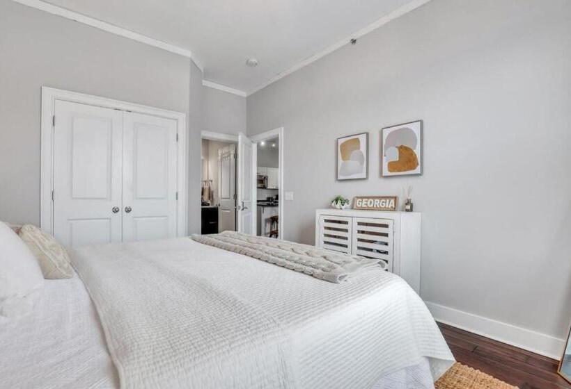 Broughton Street Bungalow   Steps To Everything