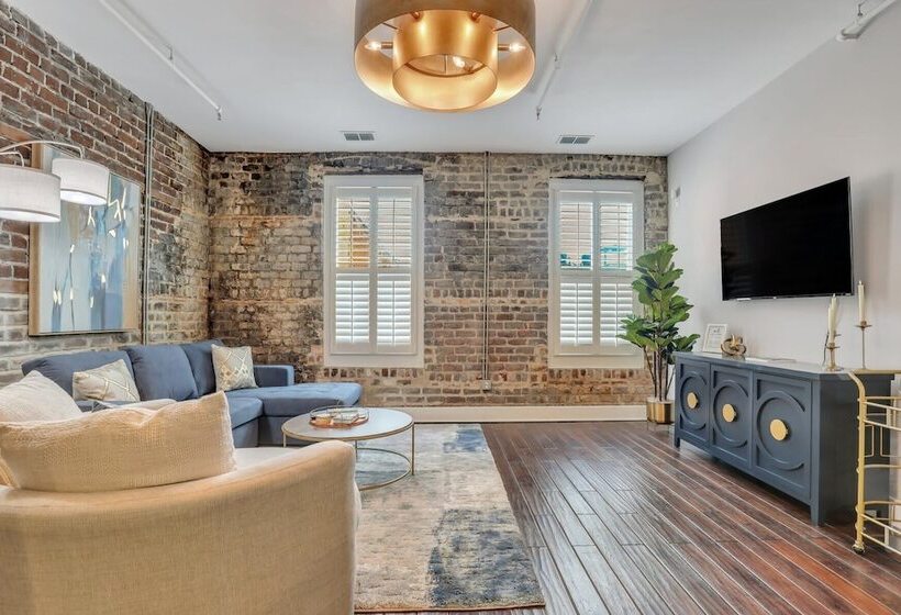 Broughton Street Bungalow   Steps To Everything