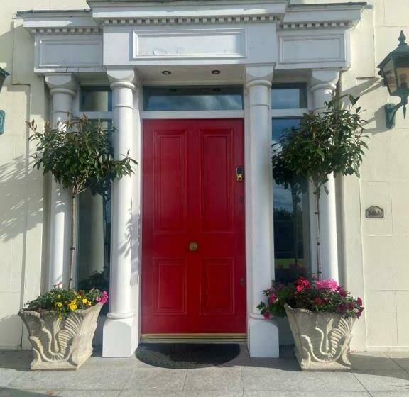 Redgate House Bed & Breakfast