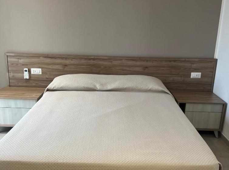 مبيت وإفطار Poolside