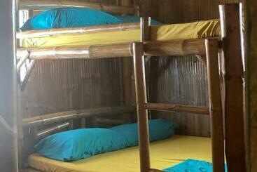 Rustique Rue Mabini Hostel