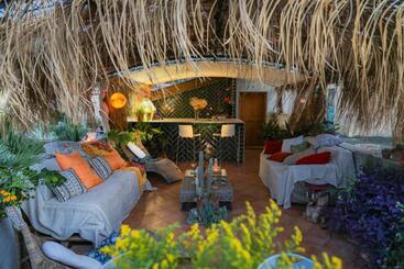 تختخواب و صبحانه A Casa Di Peppe
