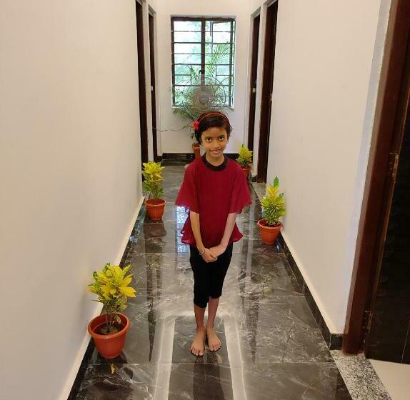 هتل Anand Vihar