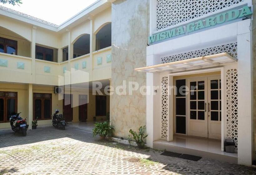 בית מלון כפרי Wisma Garuda Syariah Condoongcatur Mitra Reddoorz