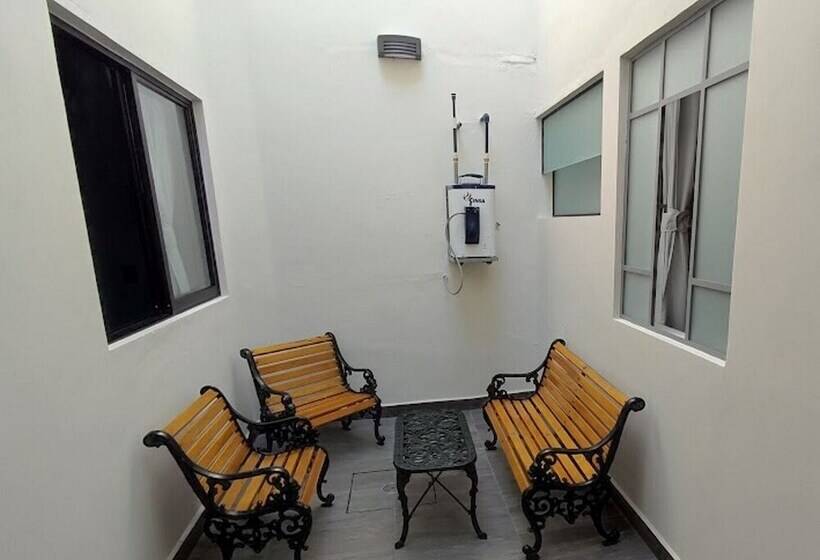 پانسیون El Salto De Camela Hostal