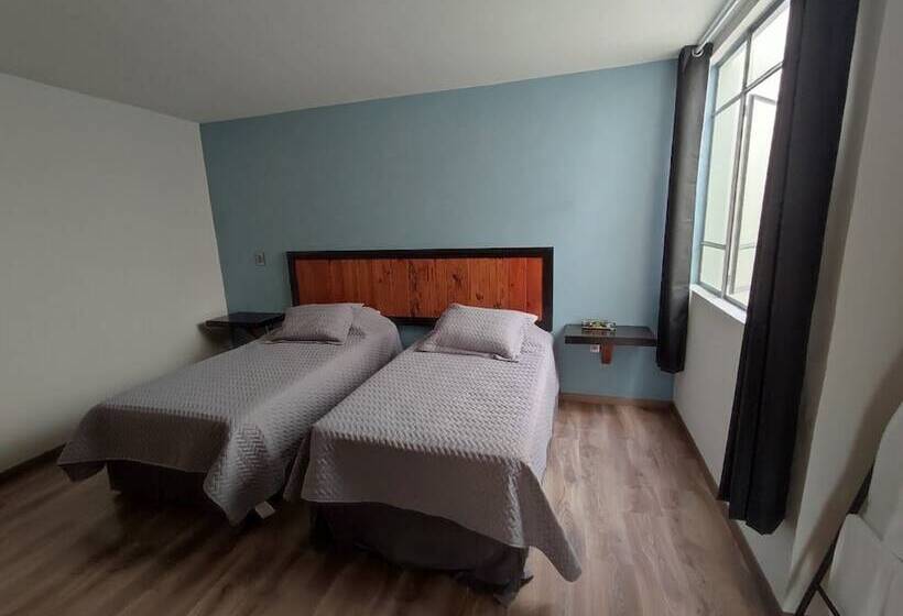 پانسیون El Salto De Camela Hostal