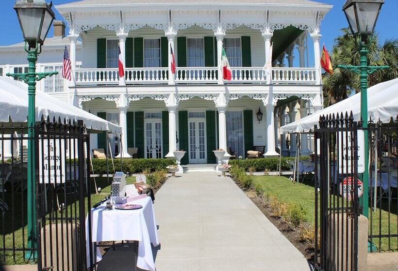 تختخواب و صبحانه The George Manor