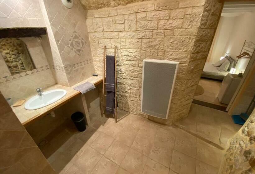 Капсульный Oтель La Fontaine De Vinsobres
