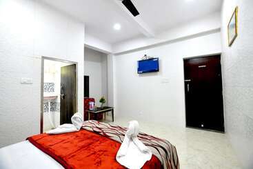 هتل Goroomgo Royal Agrawal Palace Agra