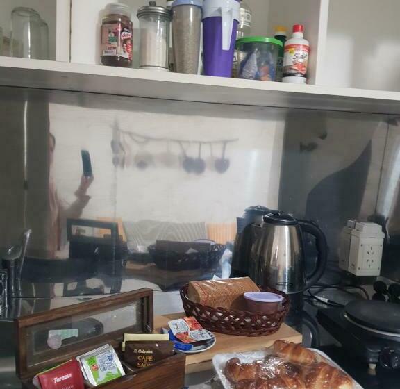 پانسیون Mimi House