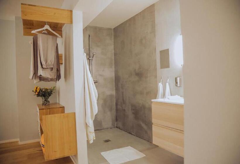 The Layhead B&b