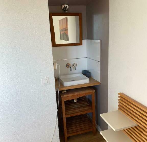 تختخواب و صبحانه Chambre Chez L Habitant 2 Nuit Maximum