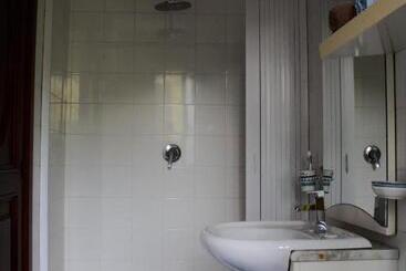 تختخواب و صبحانه Villa Carmela