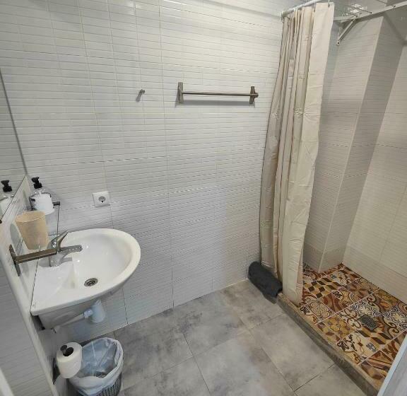 پانسیون ріаza Lfach