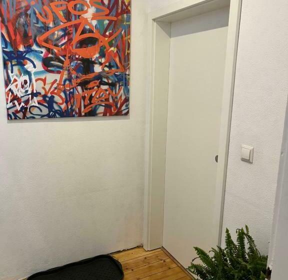 Schiller Apartment