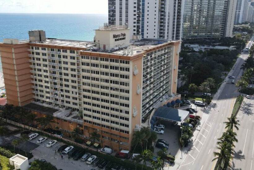 Beachfront Condo In Miami!