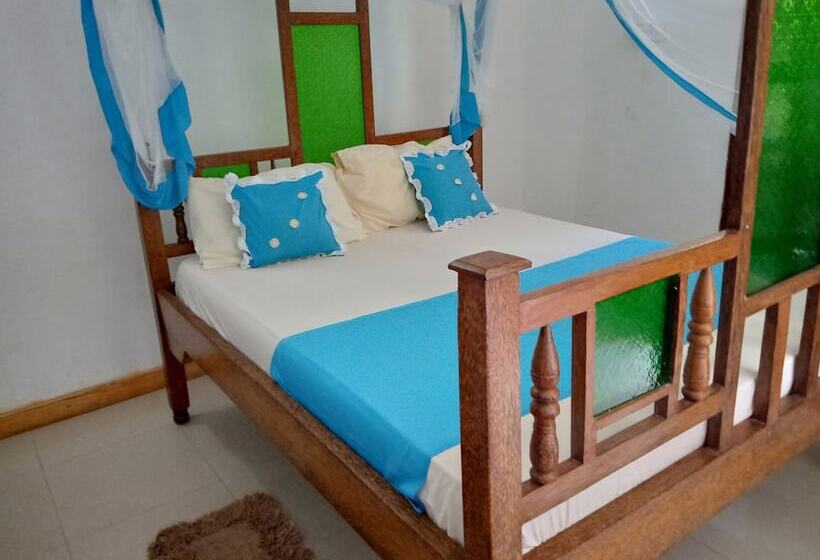 تختخواب و صبحانه Kivulini Garden Lodge