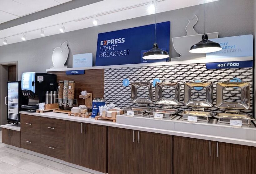 בית מלון כפרי Holiday Inn Express & Suites Chino Hills, An Ihg