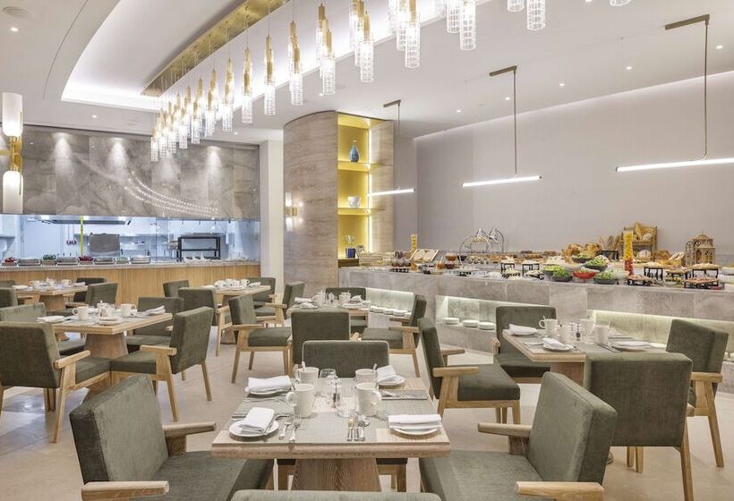 هتل Hyatt Regency Izmir Istinyepark