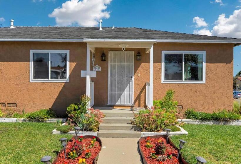 Lux    A Perfect Home In South Bay 10 Mins To Beaches