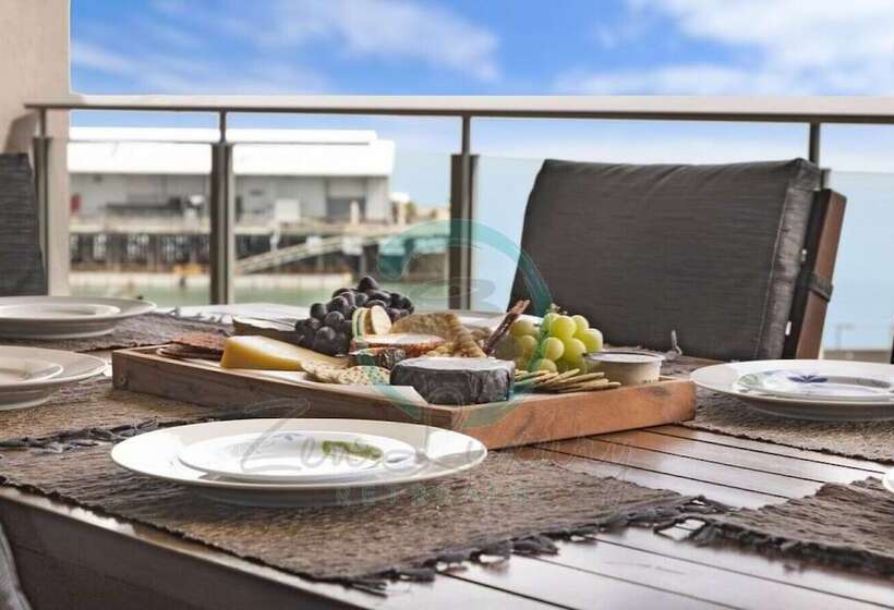 Sea Pearl Apartment At Waterfront