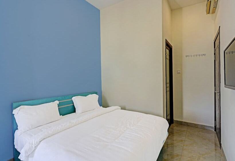 בית מלון כפרי Collection O 91586 Green House Tiban