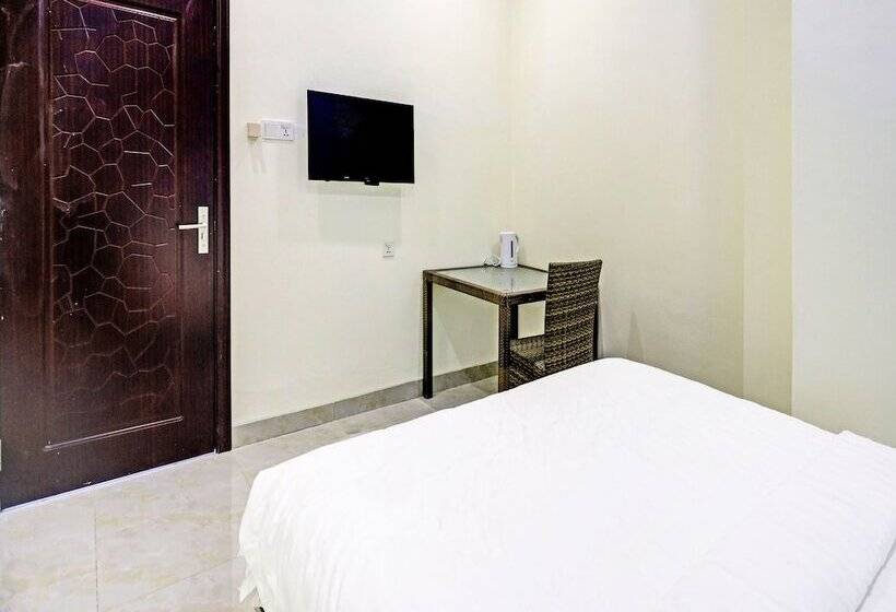 בית מלון כפרי Collection O 91586 Green House Tiban