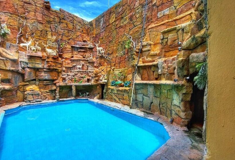 بنسيون Bungalows Mirna Manzanillo