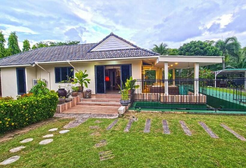 Icandi Villa