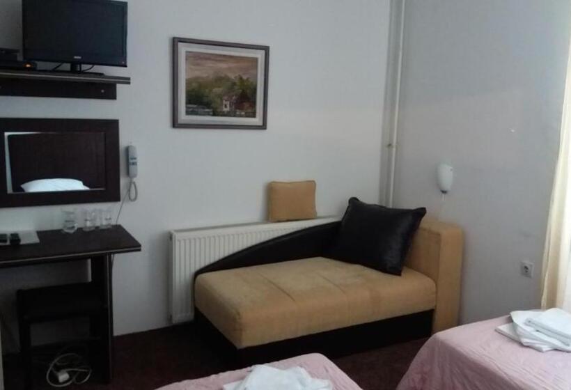 Gros Hotel   Leskovac