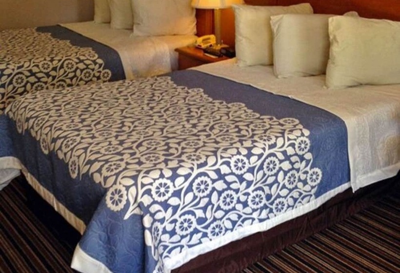 בית מלון כפרי Americas Best Value Inn Deridder