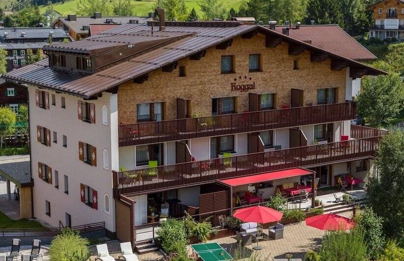 هتل Appartement Roggal