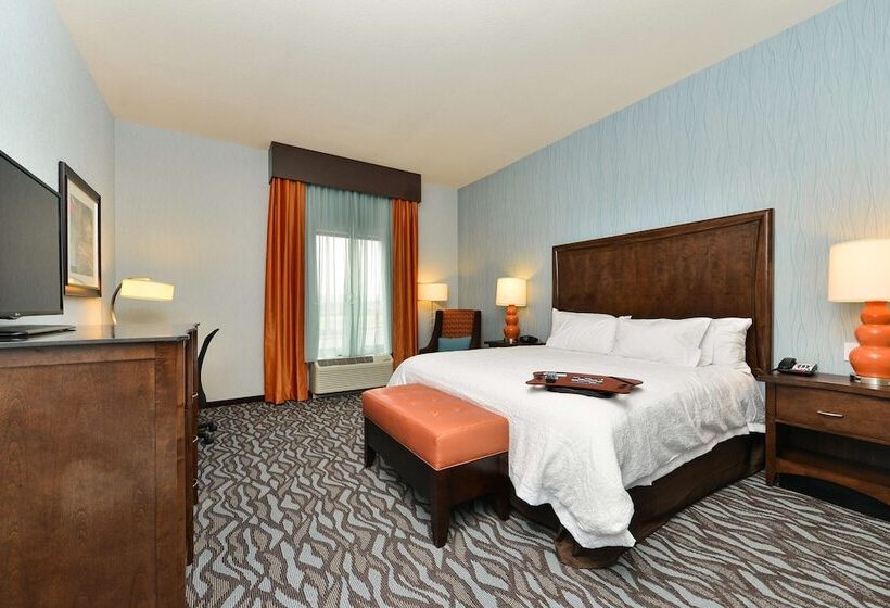 Отель Hampton Inn Corning/painted Post