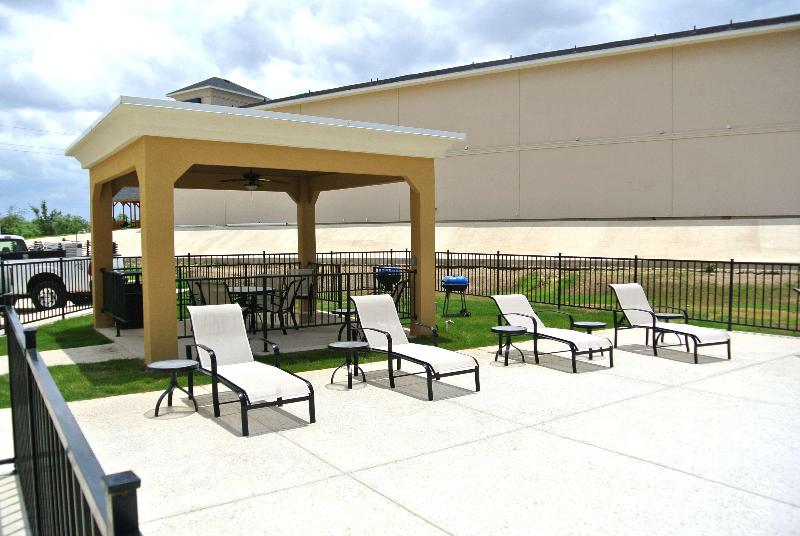 בית מלון כפרי Hampton Inn Carrizo Springs