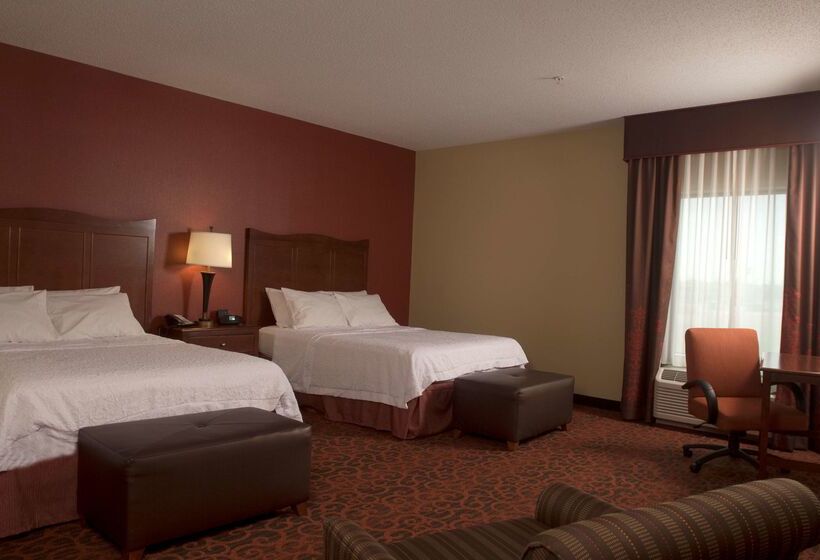 فندق Hampton Inn Tomah