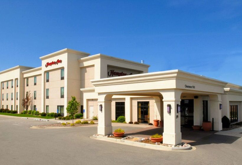 فندق Hampton Inn Tomah