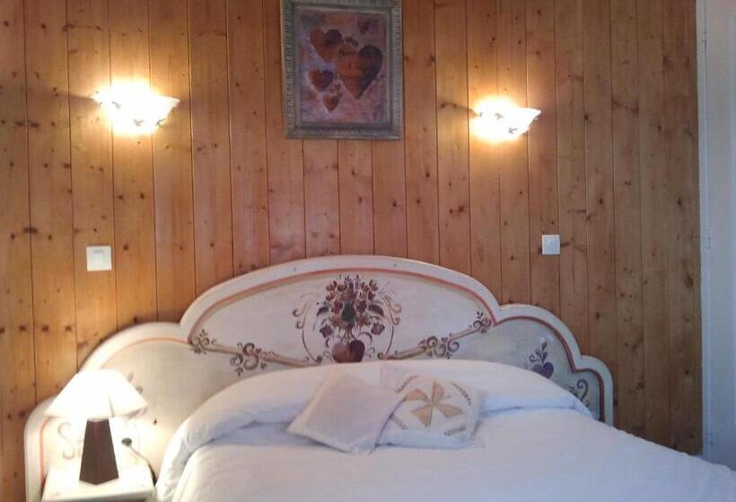 هتل Hôtel La Vallée